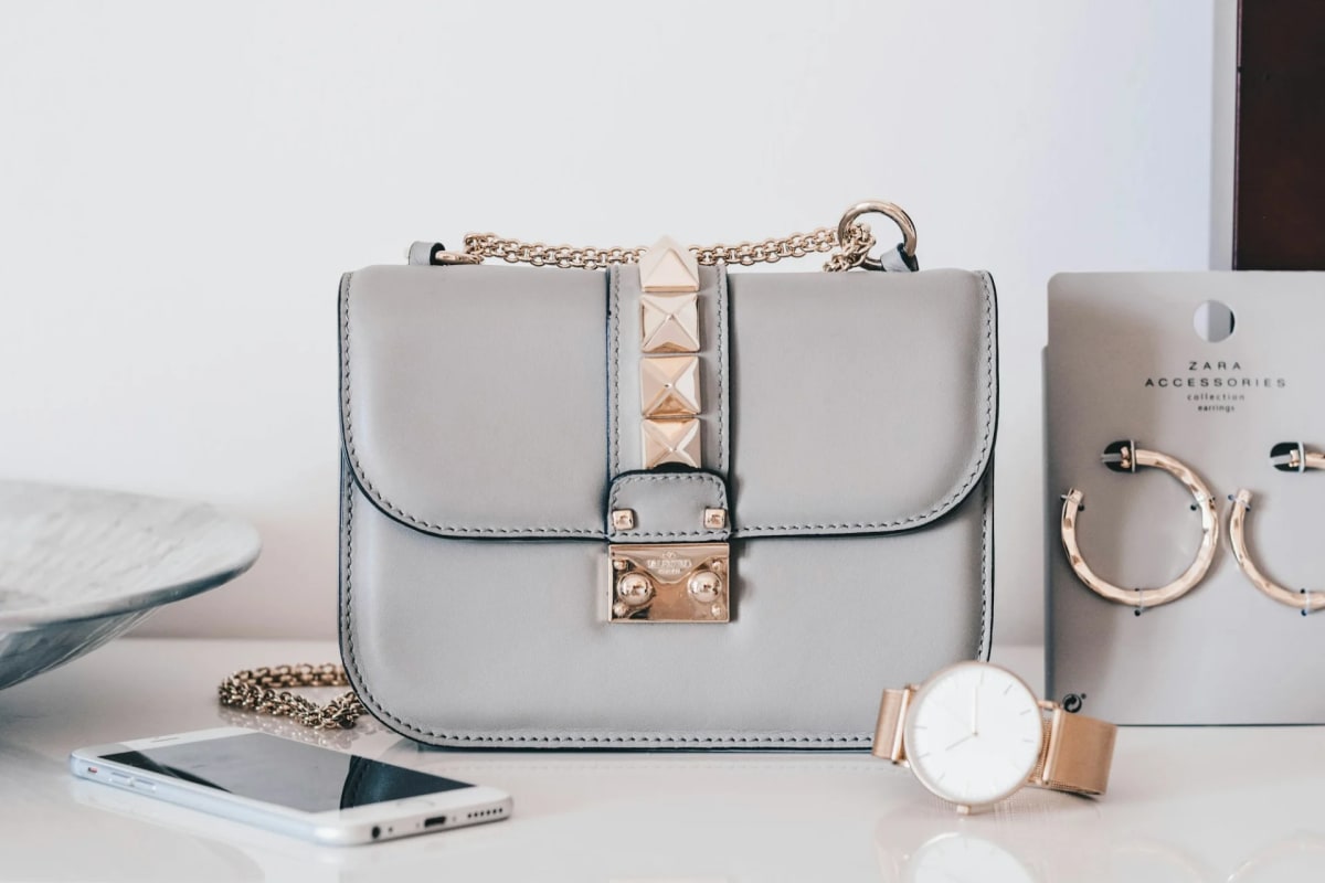 Weekender No. 01