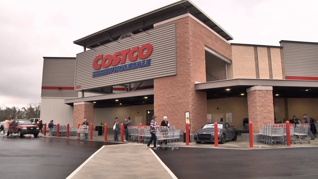 A viral $75 Costco coupon is fake, Costco says. (So please stop ...