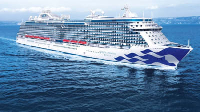 Cdc Forces Regal Princess To Remain Offshore Near South Florida Until 2 Crew Members Are Tested For Coronavirus Cdc Forces Regal Princess To Remain Offshore Near South Florida Until 2 Crew Members Are Tested For Coronavirus