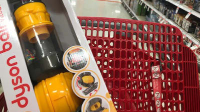 How the hot holiday toy list got to me 