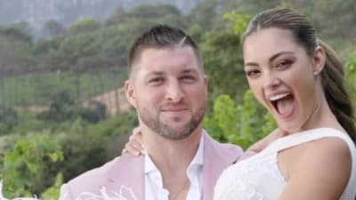 Kemi halvø Foresee Tim Tebow marries former Miss Universe Demi-Leigh Nel-Peters in South Africa