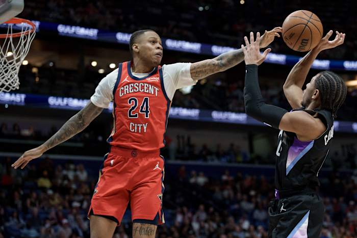 Pelicans and Grizzlies swap Jordan Hawkins and AJ Johnson in multiplayer trade, AP source says