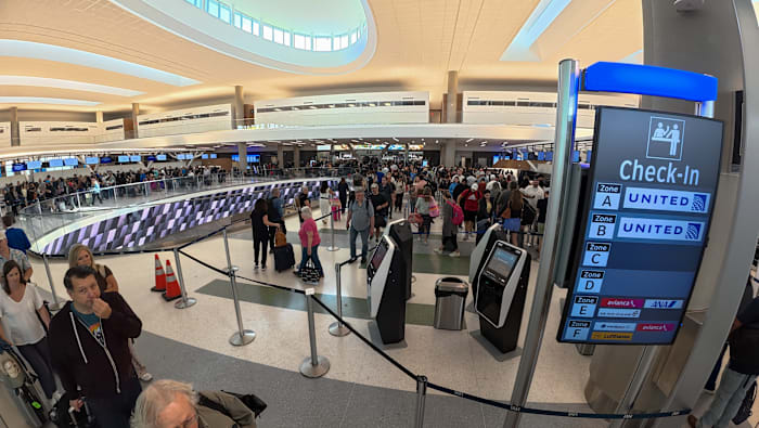 Ground stop issued for flights departing to Bush Airport