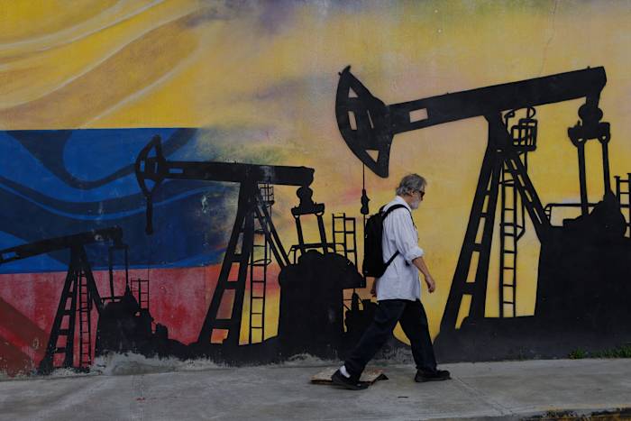 Days after Trump announces Venezuela oil deal, White House fills in some of the details