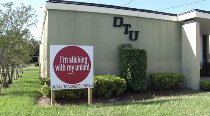 DTU fights to keep union certification before Tuesday deadline