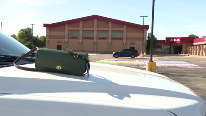 Parents question Lake Shore's updated classroom bag policy
