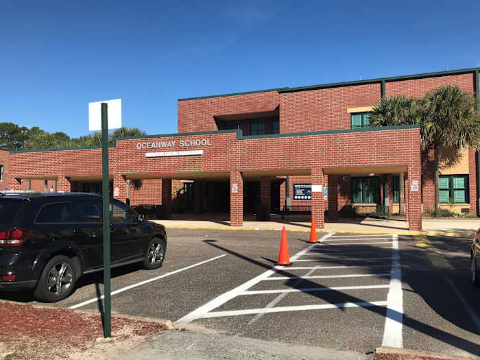 DCPS says person in green pickup truck attempted to lure an Oceanway Middle School student
