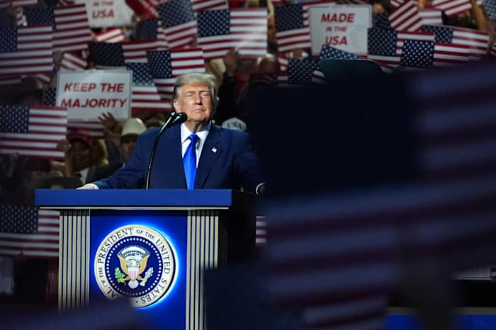 Trump wants to make this midterm year 'special' to avoid losing Republican control of Congress