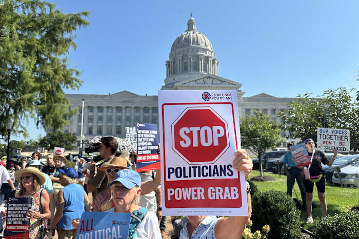 Federal judge allows Missouri contempt hearing in redistricting dispute