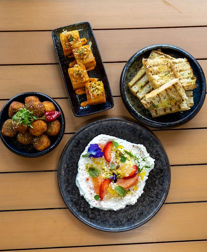 🔮Magical Dining: Why Bar Helios is ACTUALLY worth the money