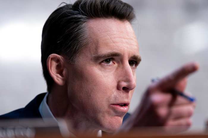 Senators from both parties question OpenAI on breach of AI startup Hugging Face