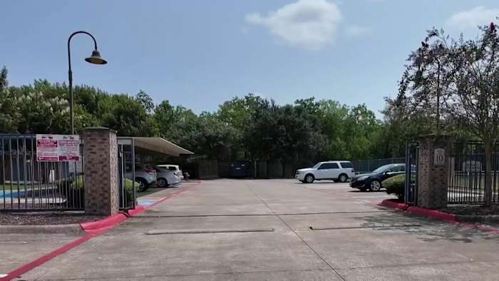 People at 55+ complex in Dickinson raise security concerns over broken gates