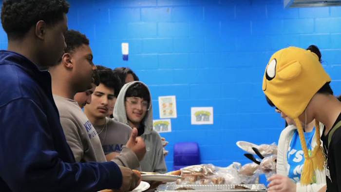 San Antonio Boys & Girls Clubs offer free mental health counseling after school