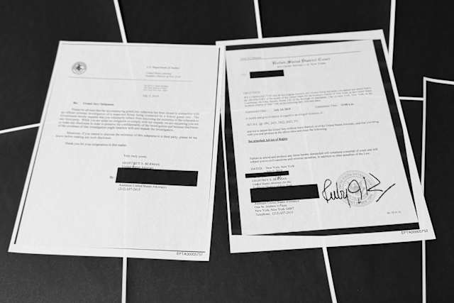 Avec Bill Clinton et Michael Jackson : les « dossiers Epstein » commencent à être dévoilés Avec Bill Clinton et Michael Jackson : les « dossiers Epstein » commencent à être dévoilés - Infos-Israel.News