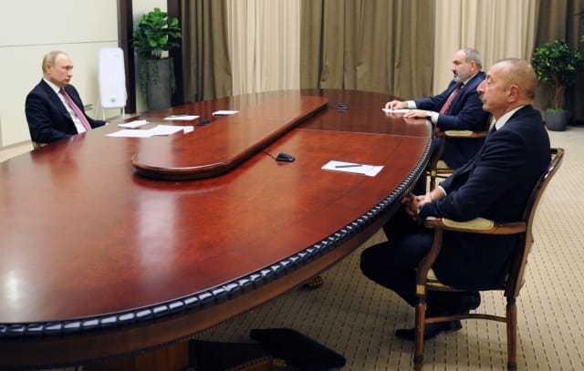 Putin: Talks with Armenia, Azerbaijan leaders 'constructive'