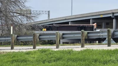 Officials ID woman thrown off I-20 overpass after being hit by vehicle