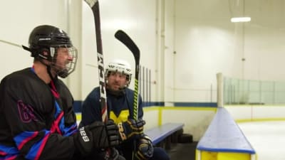 My Beer League Spent A Day With THE STANLEY CUP! : r/hockeyplayers