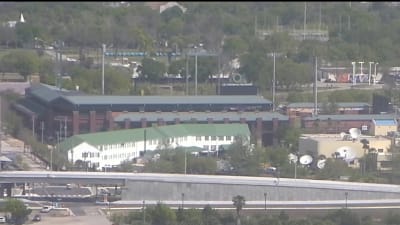 Jacksonville Jumbo Shrimp honor Legend Jackie Robinson with Red