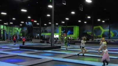 Defy gravity trampoline park online