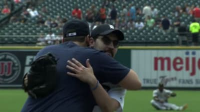 Tigers players and coaches join fans in breast cancer recognition