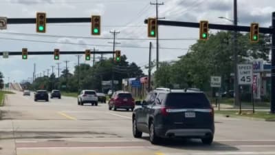 Challenger 'traveling over 100 MPH' hits car crash scene on I-696