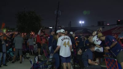 Astros team store extends hours after advancing to ALCS
