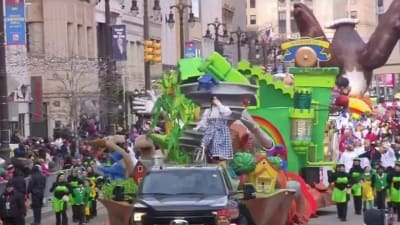 america s thanksgiving parade returns to woodward avenue this year