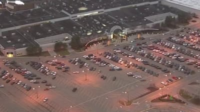 Car plummets from parking garage at Fashion Valley Mall