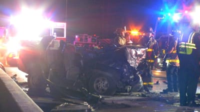 Woman dies in south Omaha single-vehicle crash