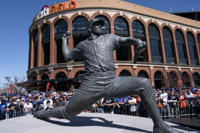 TOM SEAVER STATUE TO BE UNVEILED IN 2022 - New York Mets - Medium