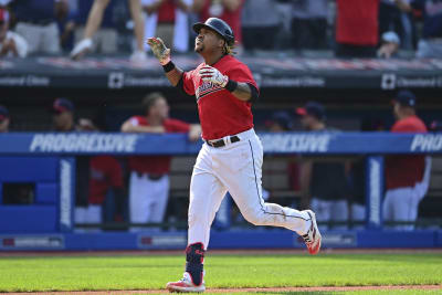 Rookie Kwan hits first homer, Guardians beat Blue Jays 6-5 - Red