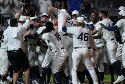 How to buy Yankees, White Sox special jerseys, caps for Field of Dreams  game 