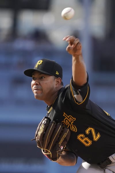 Jose Quintana becomes first Pittsburgh Pirates starter to collect