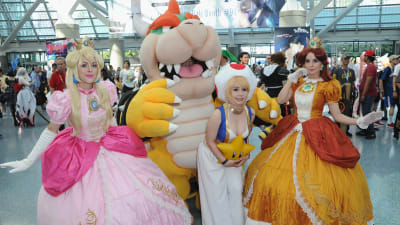 Cosplayers Showed Up  Showed Off at Anime Expo 2022