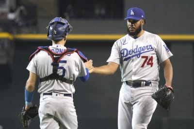 Pujols HR, Dodgers send Diamondbacks to 17th straight loss