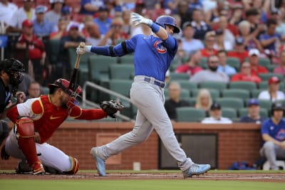 Cardinals celebrate O'Neill's walk-off HR by ripping shirt off his back