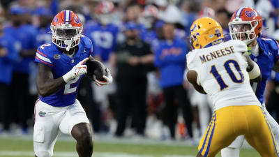 Florida upsets No. 11 Tennessee 29-16 for the Gators' 10th straight victory  at home in the series