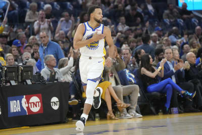 Steph Curry leads Warriors to blowout win vs. Pelicans - Golden