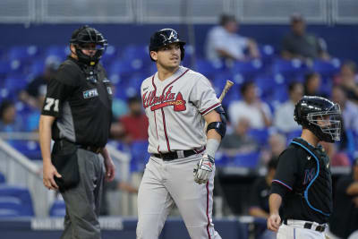 Atlanta Braves' Terry Pendleton hits a double down the right field