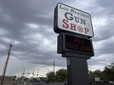 Gun-toting Santa billboard causes controversy