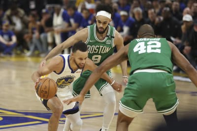 Steph Curry's 43 Points Help Golden State Beat Celtics in NBA