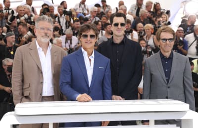 Tom Cruise, Jennifer Connelly Make A Stunning Appearance At Cannes For Top  Gun: Maverick World Premiere