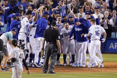 Will Smith hits walk-off homer vs. Giants