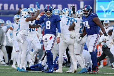 Suddenly fun Lions dominate Giants for 3rd straight win, improve to 4-6