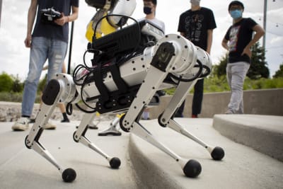 University of Michigan's first undergraduate robotics class start in fall