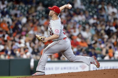 Dylan Bundy, Mike Trout lead Angels over Rangers