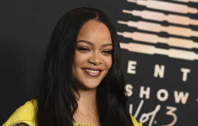 Rihanna wants to cheer up a troubled world with fashion show modeling World  fashion icon Savage x Fenty Rihanna