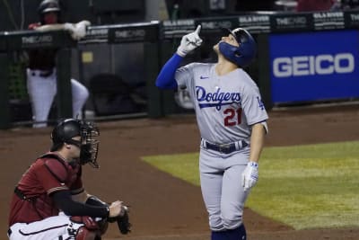 MLB's Puerto Rican-born players honor Roberto Clemente by wearing 21