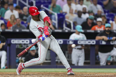 Pache's pinch-hit, 2-run HR rallies Phils past Marlins for record