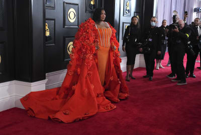 Best Red Carpet Fashion From the 2023 Grammys: Laverne Cox, Lizzo and More  - The New York Times